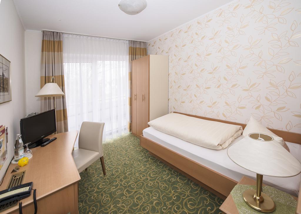 Land-Gut-Hotel Rohdenburg Lilienthal  Pokoj fotografie
